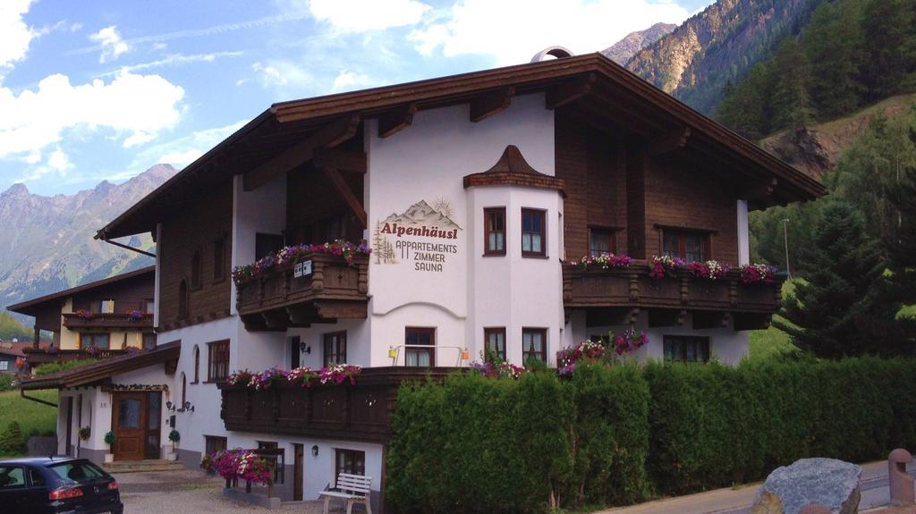 Alpenhaeusl Hotel Solden Exterior photo